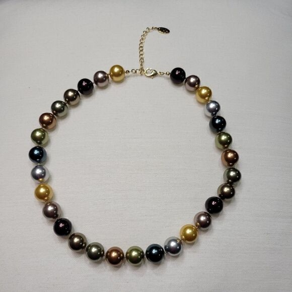 Vintage 2009 KJL Beautiful & Elegant Pearl Necklace - Picture 1 of 3